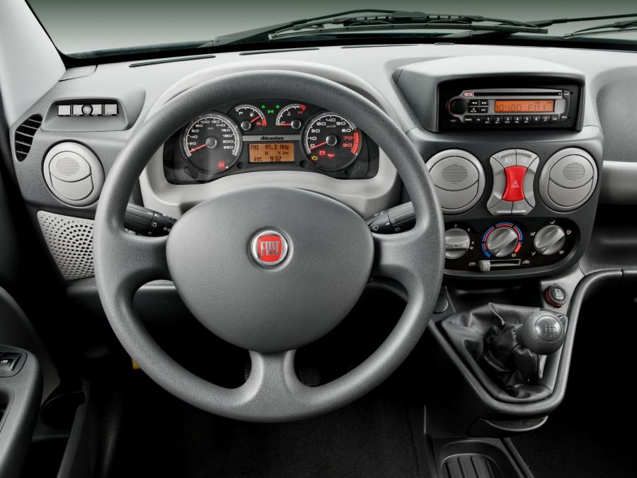  Fiat Doblo Adventure 2009 года  (фото 6 из 11)
